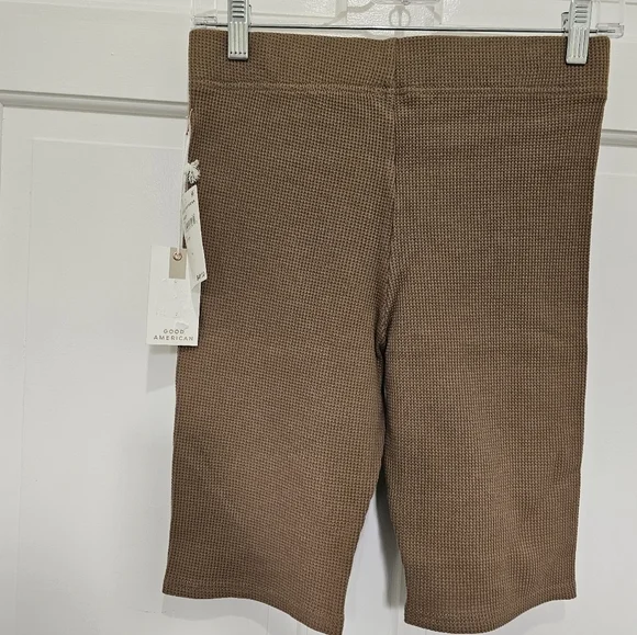 Good American Thermal Cotton High Rise Bike Shorts Putty Size 4 (XL) - Picture 8 of 10